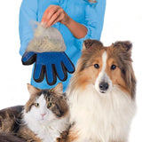 Pet Grooming Deshedding Brush Glove (for Cats/Dogs)